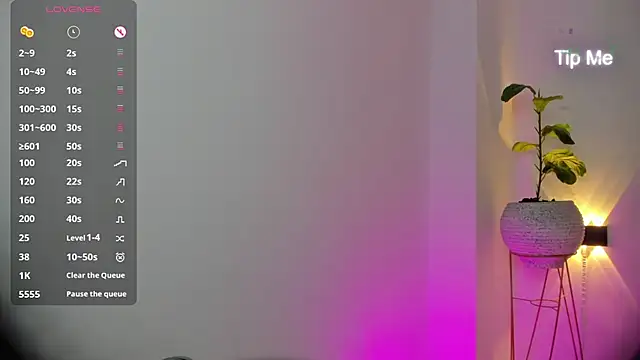 Snapshot of tbabi11 chatting on 11.27.25 tbabi11 online show from 11.27.25