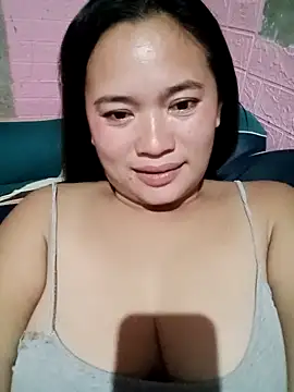 Snapshot of charmer28 chatting on 09.27.25 charmer28 online show from 09.27.25