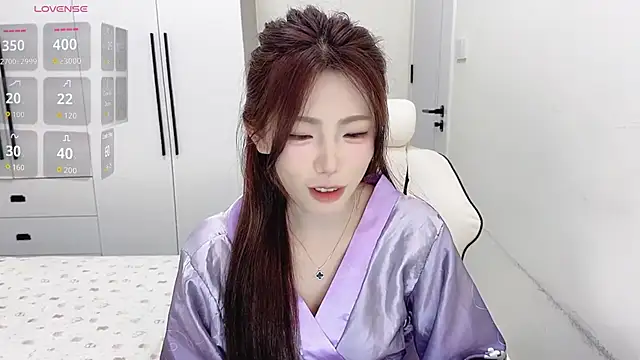 Snapshot of Darcy_xixioo chatting on 09.21.25 Darcy xixioo online show from 09.21.25