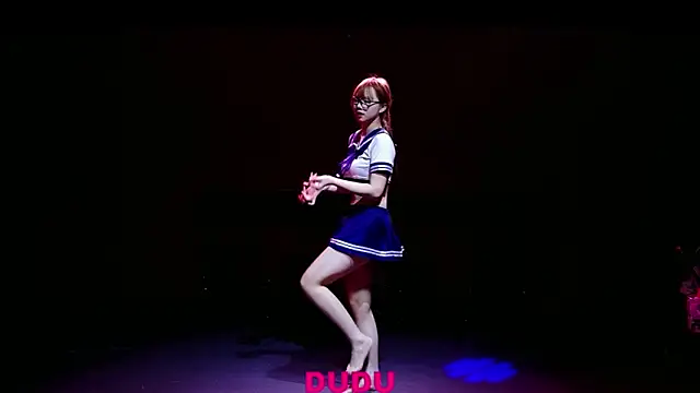 yznt-dudu online show from 10.02.25