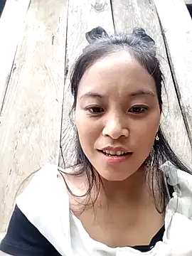 Snapshot of Maipm18 chatting on 09.13.25 Maipm18 online show from 09.13.25