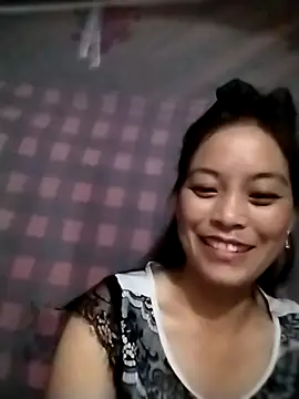 Snapshot of Maipm18 chatting on 09.13.25 Maipm18 online show from 09.13.25