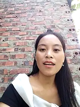 Snapshot of Maipm18 chatting on 09.21.25 Maipm18 online show from 09.21.25