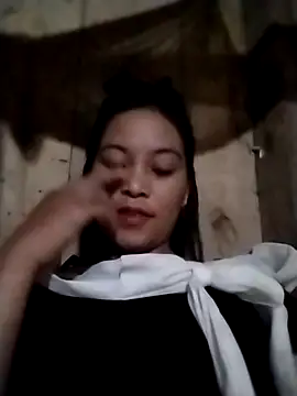 Snapshot of Maipm18 chatting on 09.29.25 Maipm18 online show from 09.29.25