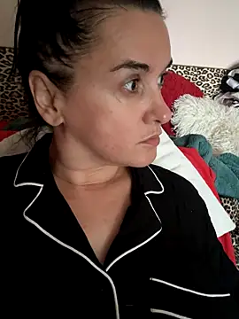 Snapshot of TriumphLove chatting on 09.30.25 TriumphLove online show from 09.30.25