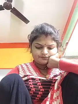 Hot mirchjii online show from 12.16.25