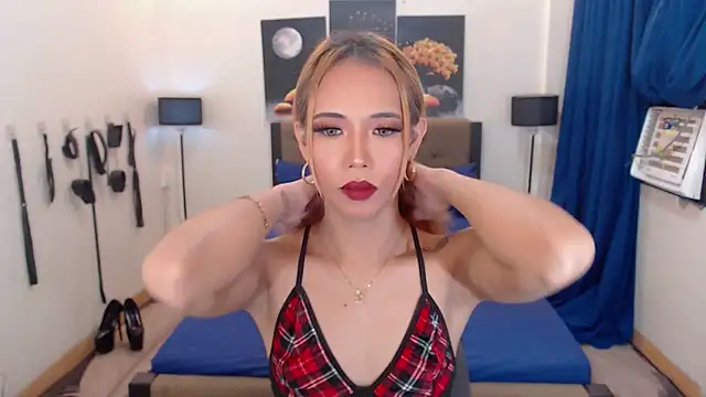 Snapshot of PreciousAmore chatting on 09.13.25 PreciousAmore online show from 09.13.25