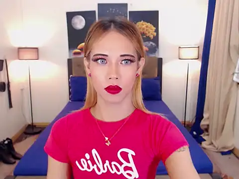 Snapshot of PreciousAmore chatting on 12.15.25 PreciousAmore online show from 12.15.25