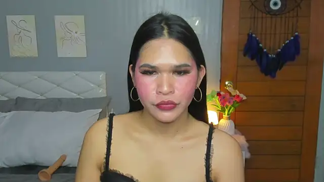 Snapshot of AlianaBlair chatting on 09.18.25 AlianaBlair online show from 09.18.25