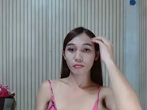 Urfucking khloe1 online show from 06.05.26