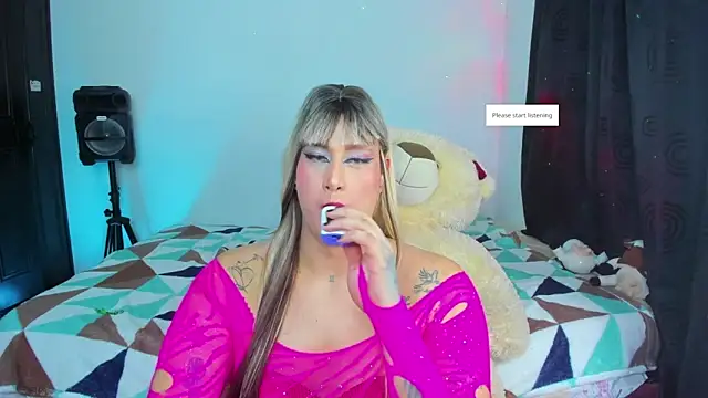 Snapshot of Sweetveronik_44 chatting on 11.27.25 Sweetveronik 44 online show from 11.27.25