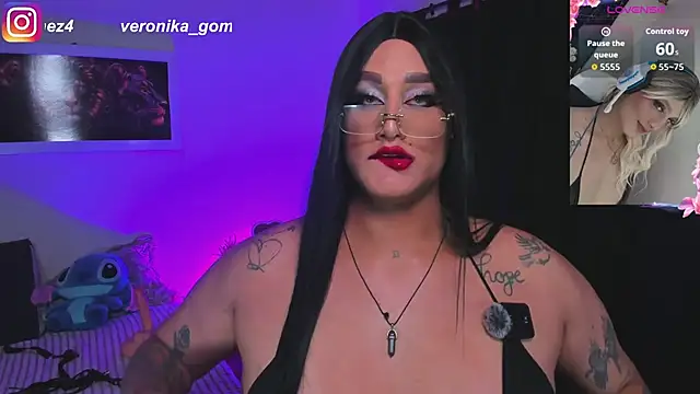 Snapshot of Sweetveronik_44 chatting on 03.15.26 Sweetveronik 44 online show from 03.15.26