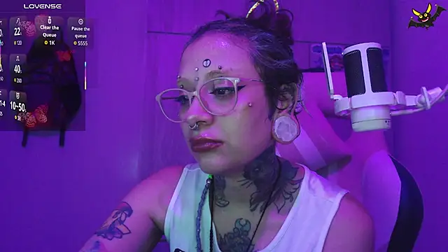 Snapshot of vainilla_doll chatting on 03.21.26 vainilla doll online show from 03.21.26