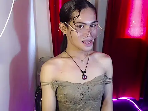 Snapshot of bellalot chatting on 09.25.25 bellalot online show from 09.25.25