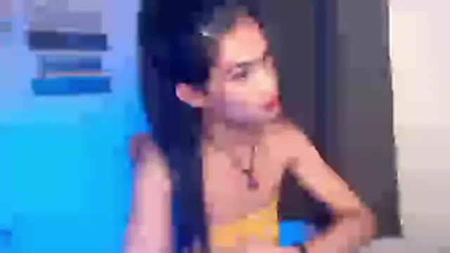 Snapshot of bellalot chatting on 11.08.25 bellalot online show from 11.08.25