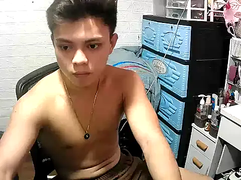 Pinoy slutcummer69 online show from 05.08.26
