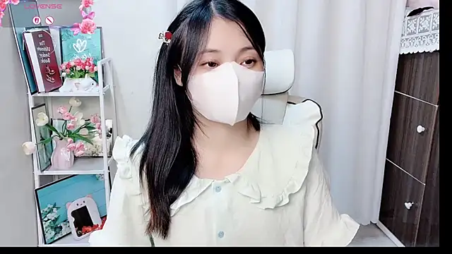 phuongnhi  online show from 06.26.26