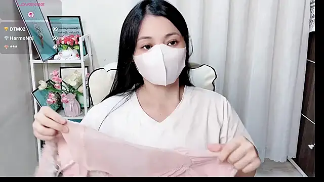 phuongnhi  online show from 08.01.26