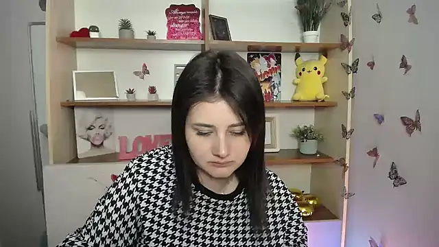 Katrin kiss  online show from 06.04.26