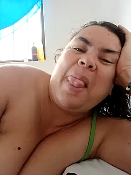 yaneth  online show from 09.17.25