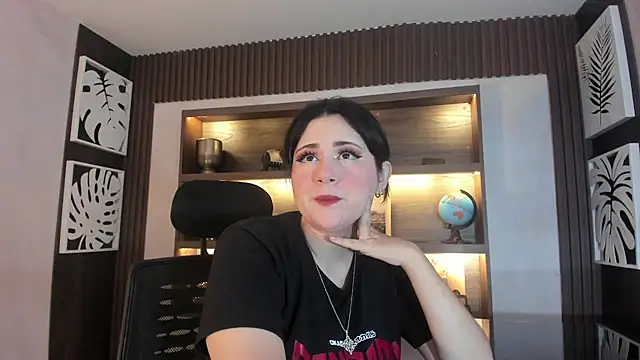 harimoon1 online show from 04.26.26