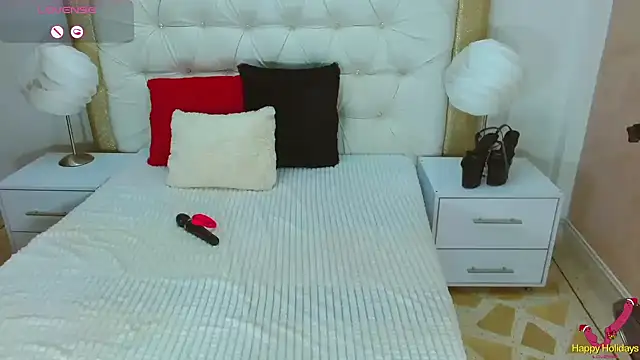 WildScarlet online show from 02.20.25