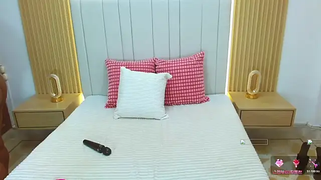 WildScarlet online show from 01.07.26