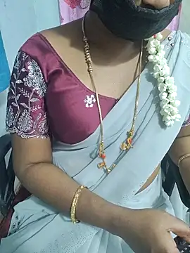 Snapshot of lolida69thamil chatting on 02.15.26 lolida69thamil online show from 02.15.26