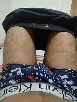 Snapshot of dhruve2010 chatting on 10.31.25 dhruve2010 online show from 10.31.25