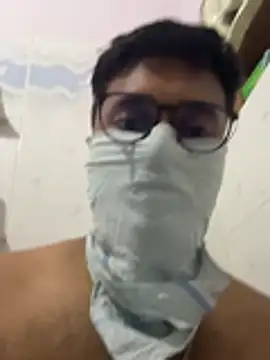 Snapshot of VVcouple chatting on 04.06.26 VVcouple online show from 04.06.26