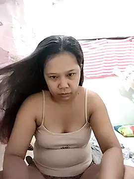 Snapshot of Darkbeuaty_26 chatting on 11.06.25 Darkbeuaty 26 online show from 11.06.25