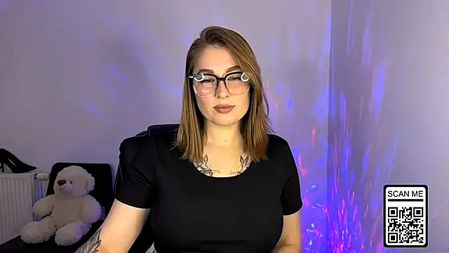 Snapshot of Ruthless_111 chatting on 11.13.25 Ruthless 111 online show from 11.13.25