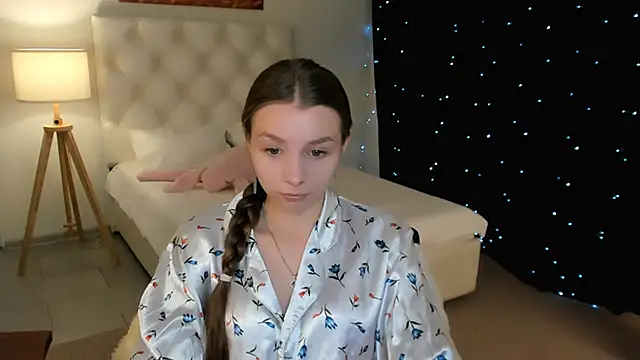 JulieDaniel online show from 02.17.26