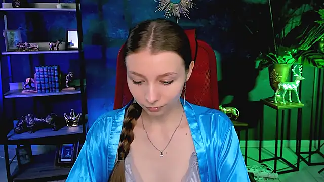JulieDaniel online show from 06.08.26
