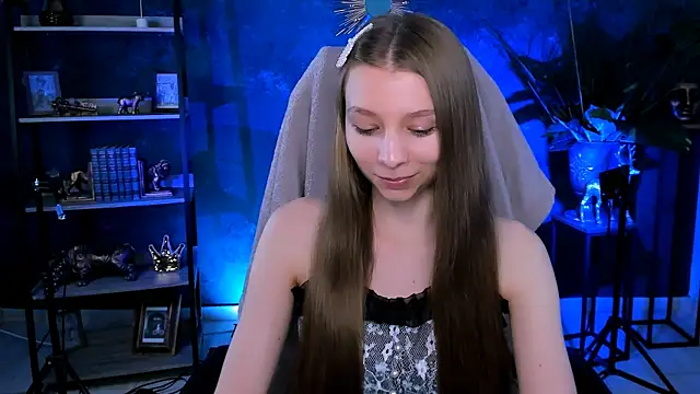 JulieDaniel online show from 06.18.26