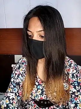 Snapshot of Hot_malika19 chatting on 09.22.25 Hot malika19 online show from 09.22.25