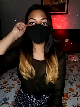 Snapshot of Hot_malika19 chatting on 09.27.25 Hot malika19 online show from 09.27.25