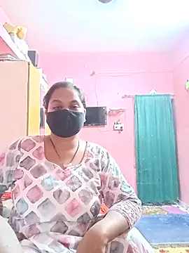 Snapshot of biggbobbsgirl chatting on 11.22.25 biggbobbsgirl online show from 11.22.25