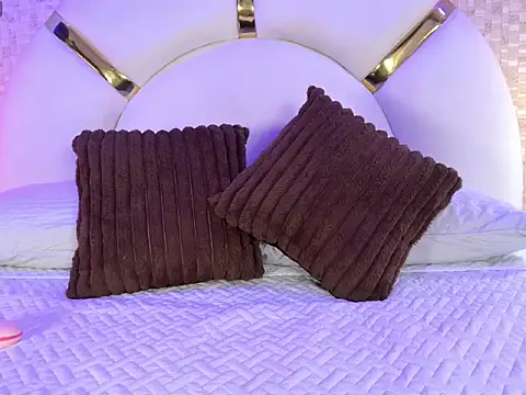 marcela rojas online show from 10.10.25