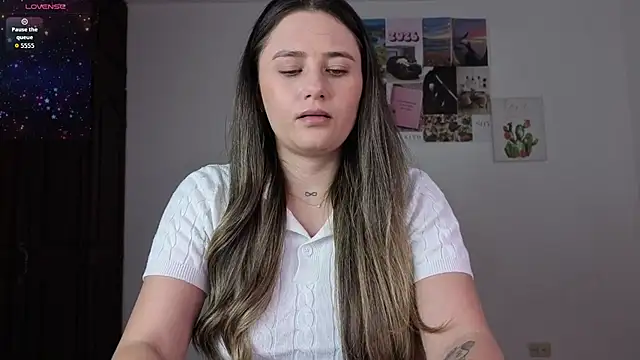 Veronika  Winslow  online show from 06.20.26