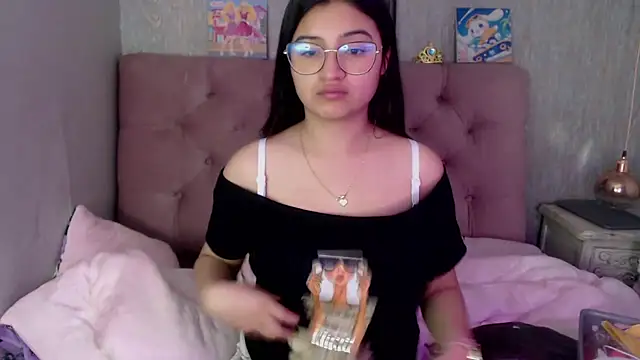 laurenelove online show from 09.26.25