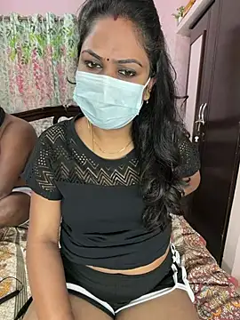 Snapshot of Lovlycouple1 chatting on 02.18.26 Lovlycouple1 online show from 02.18.26