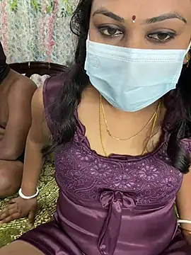 Snapshot of Lovlycouple1 chatting on 03.02.26 Lovlycouple1 online show from 03.02.26