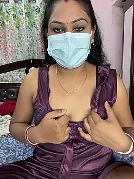 Snapshot of Lovlycouple1 chatting on 03.10.26 Lovlycouple1 online show from 03.10.26