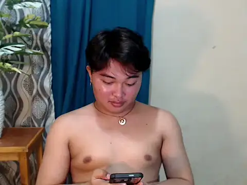 Snapshot of Lustfulljohnx chatting on 07.19.26 Lustfulljohnx online show from 07.19.26