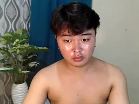 Snapshot of Lustfulljohnx chatting on 07.22.26 Lustfulljohnx online show from 07.22.26