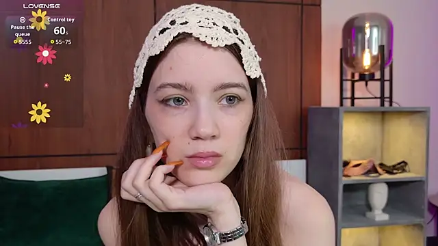 Snapshot of Alison_kisss chatting on 07.14.26 Alison kisss online show from 07.14.26