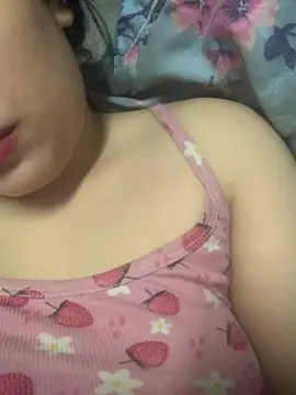 Snapshot of Roubi99six chatting on 12.19.25 Roubi99six online show from 12.19.25