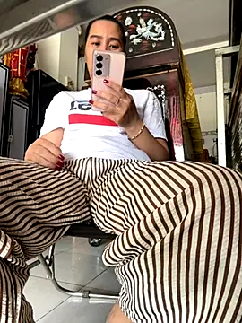 sharon-Hanna online show from 10.14.25