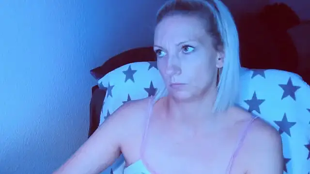 SexyJulia21 online show from 06.22.26